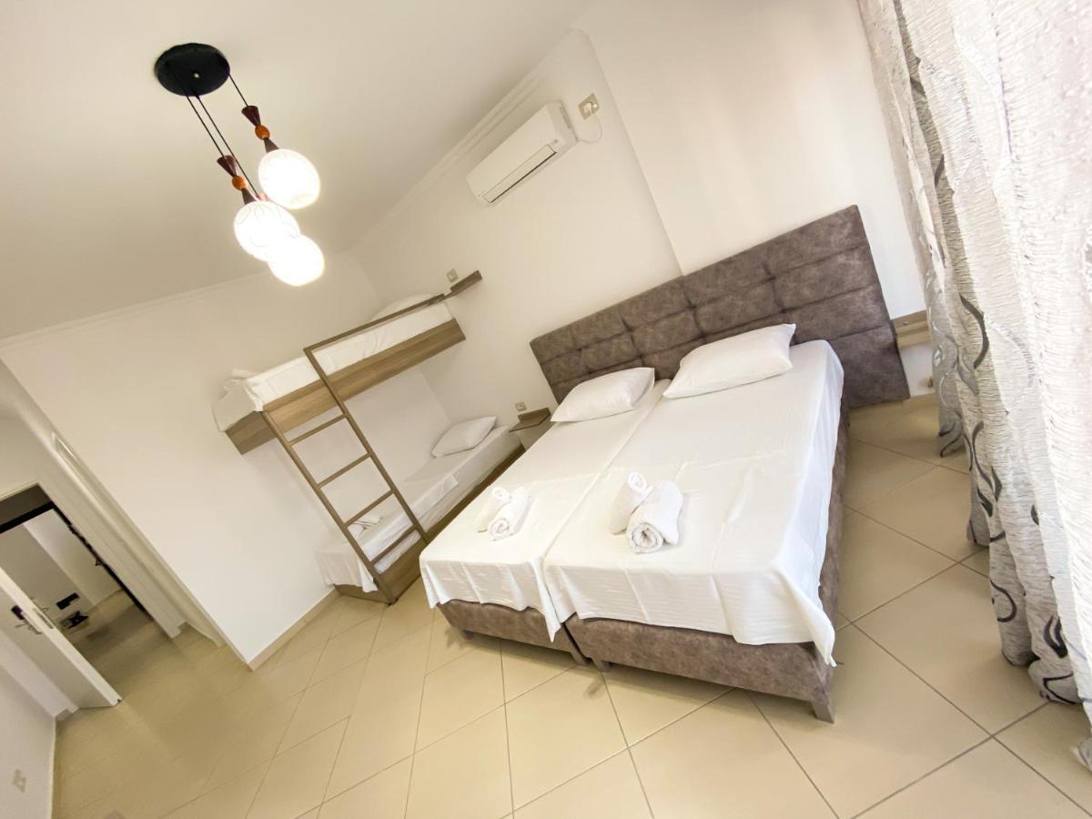 Hotel Abedini Sarandë Exterior foto